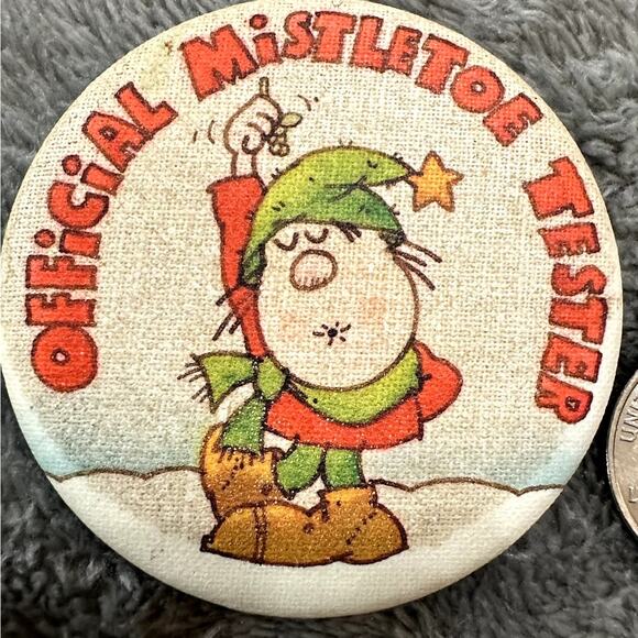 Vintage Hallmark Christmas Official Mistletoe Tester Pin Back Button Made in USA - Picture 1 of 3